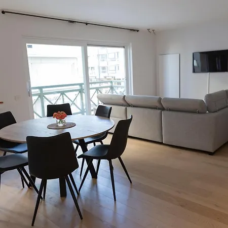 Appartement Res Henri Iv *